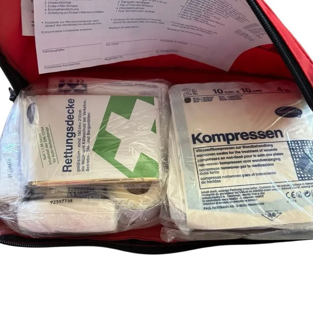 Audi A6 Quattro 1998-2004 First Aid Kit 4B0860281 *New-Read*